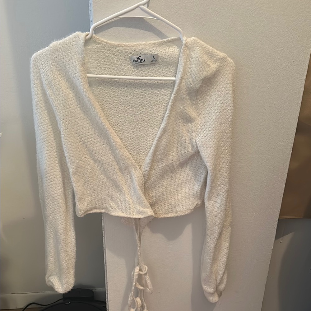Hollister Cream Wrap Cardigan